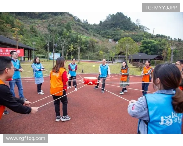 聚焦网球战术解析：北京网球队如何提升比赛竞争力与团队协作